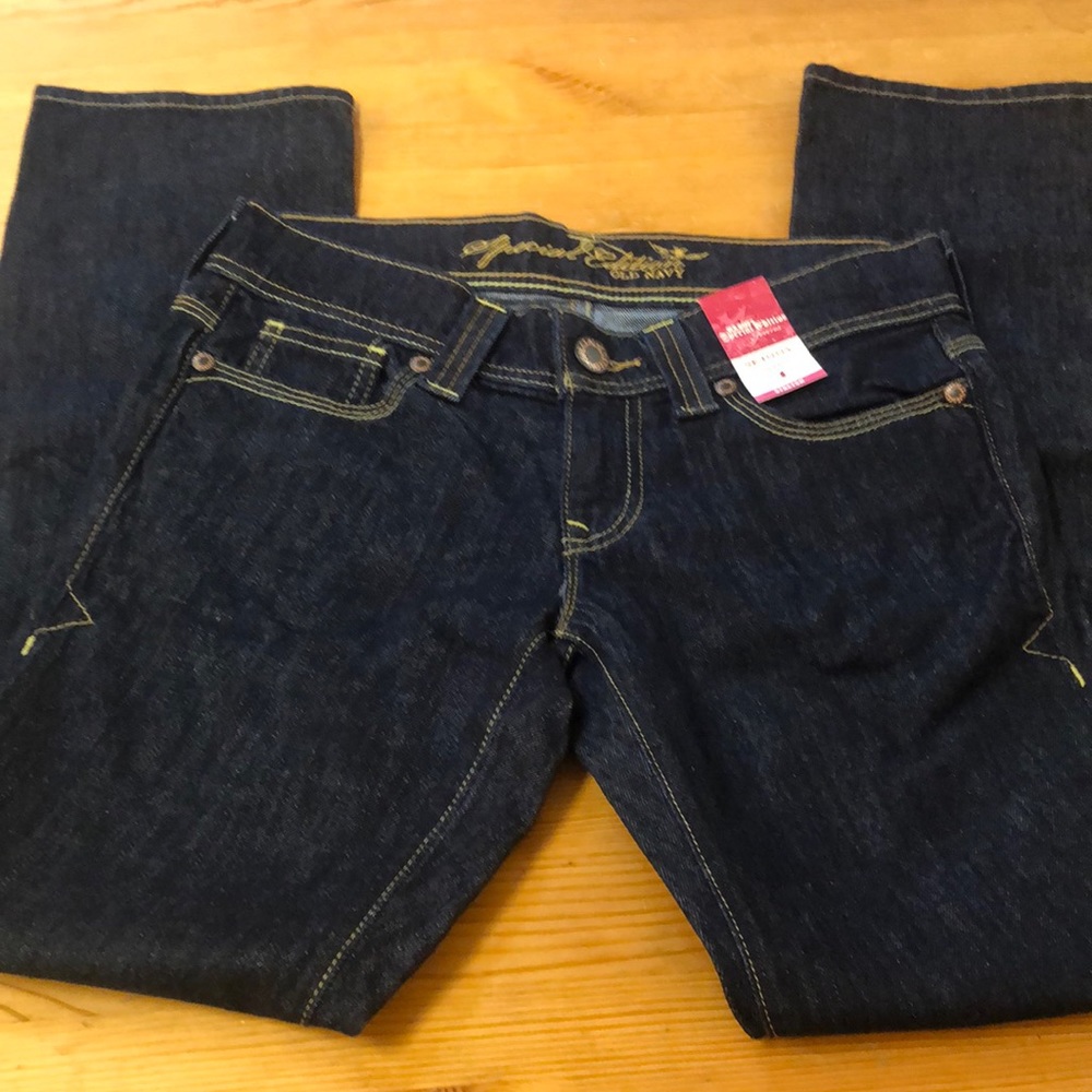 OLD NAVY jeans size 4 NWT